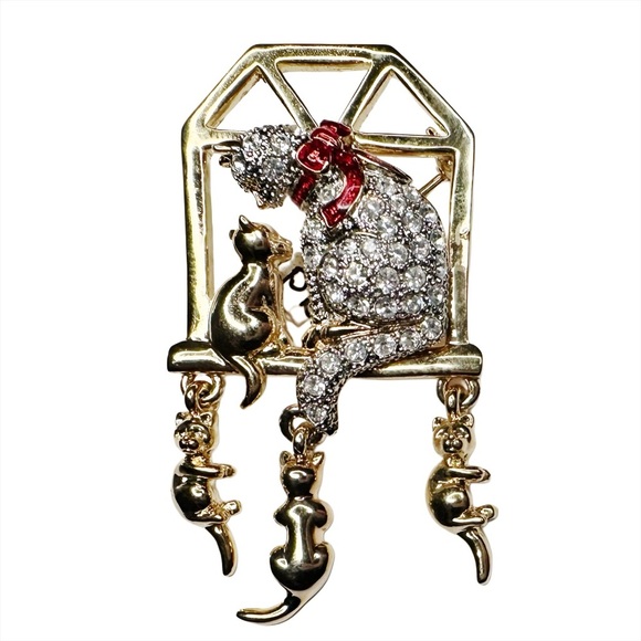 Jewelry - Vintage Gold Plated Cat Brooch with Kitten Charms and Crystals